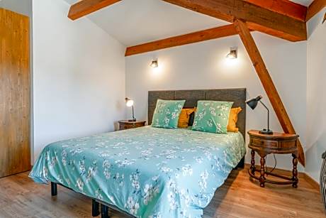 Deluxe Double Room with Shower
