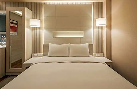 Business Double Room (No Window)