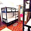 Tropinest bungalows & hostel