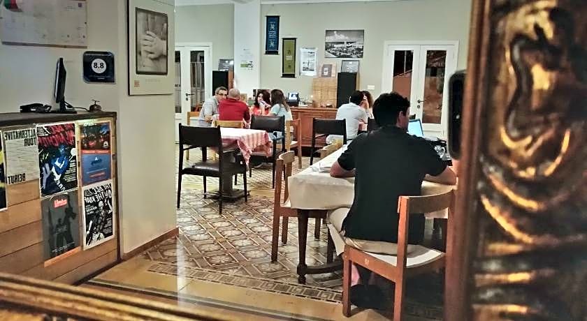 The Grand Meshmosh Hotel