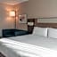 Holiday Inn Express Hotel & Suites Kingston By IHG