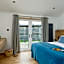 Cherry Bird Lodge Escape