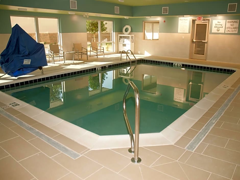 Holiday Inn Express Hotel & Suites Decatur By IHG