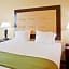 Holiday Inn Express Hotel & Suites Foley