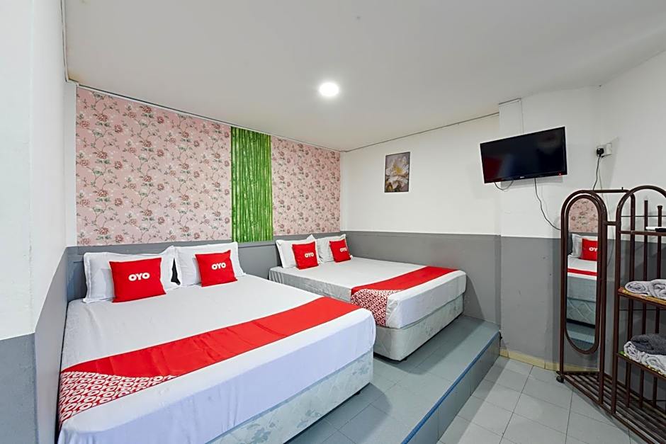 Hotel O Indah