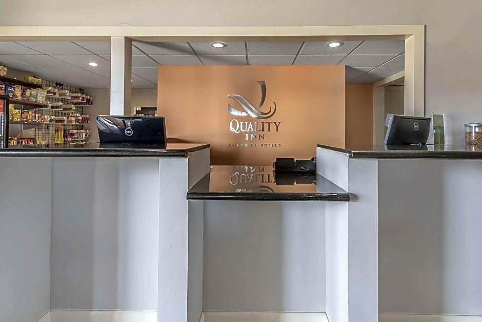 Quality Inn & Suites Stuttgart North