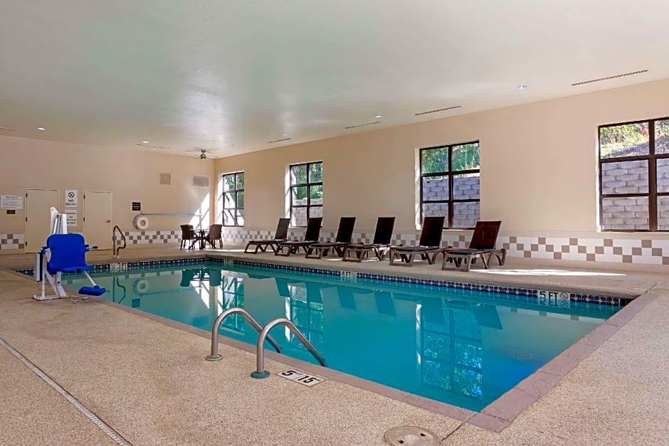 Comfort Inn & Suites Hot Springs Central