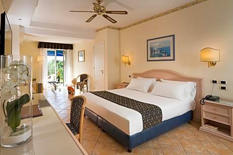 Junior Suite with Balcony