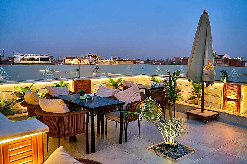 PANORAMA view pyramids