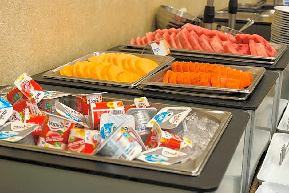 Holiday Inn Express Saltillo Zona Aeropuerto By IHG