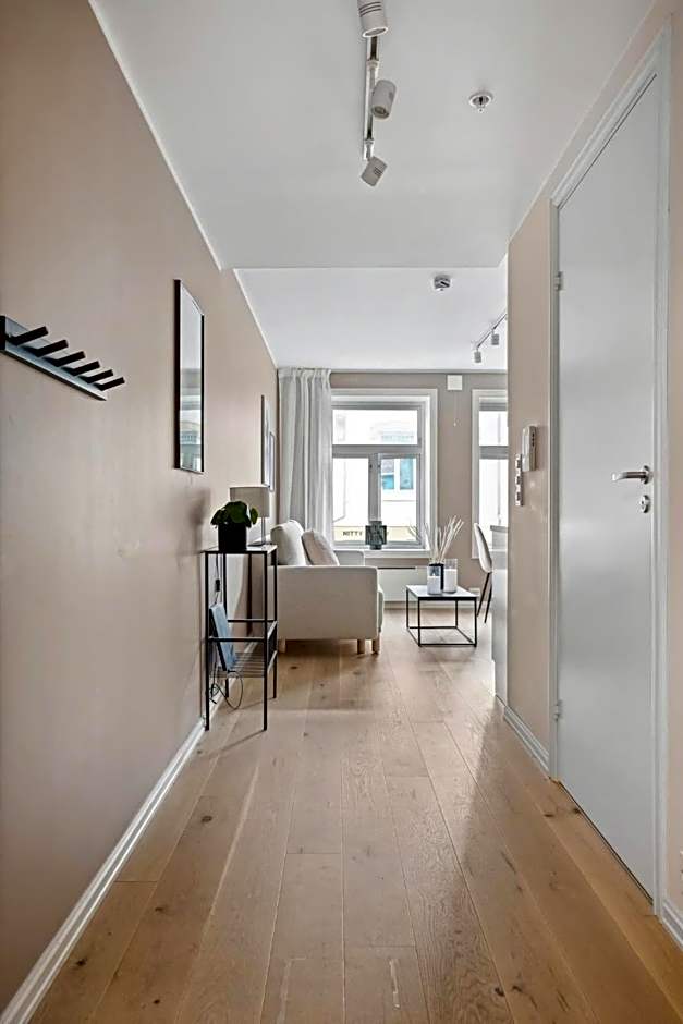 70 Degrees North City Apartments
