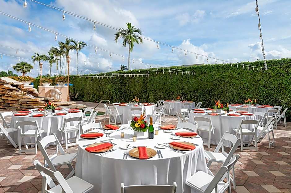 Hilton Naples
