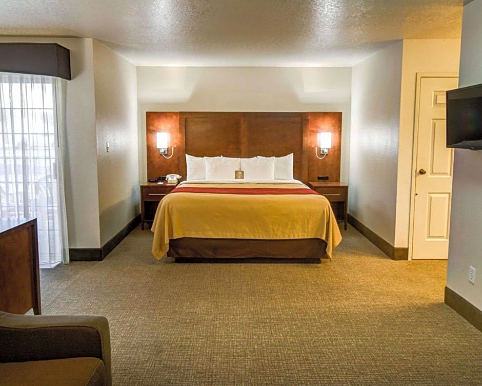 Comfort Inn Redding Near I-5