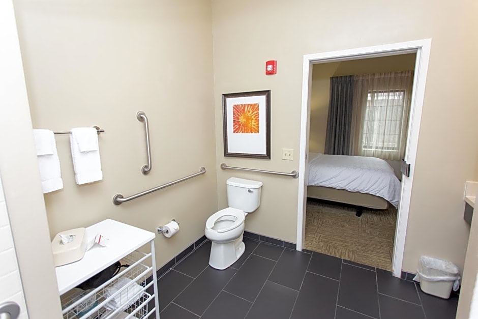 Staybridge Suites Davenport By IHG