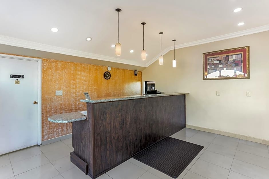 Americas Best Value Inn and Suites El Centro