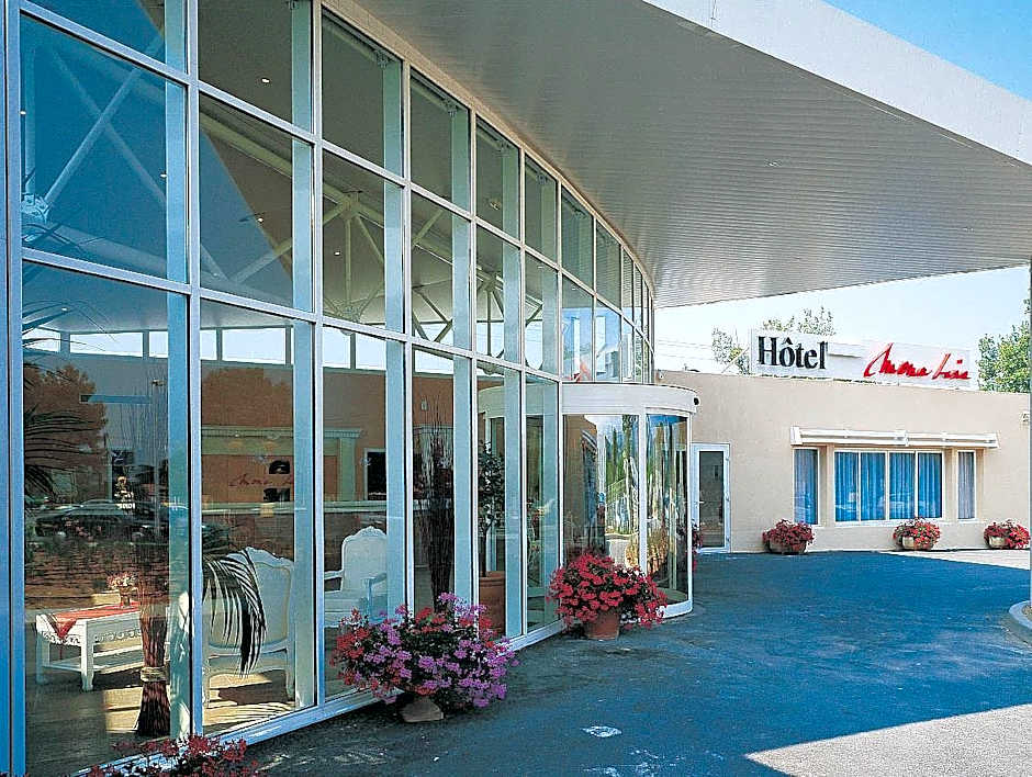 Hotel Mount Venturi - Aix-En-Provence Sainte-Victoire - Bar & Restaurant & Padel