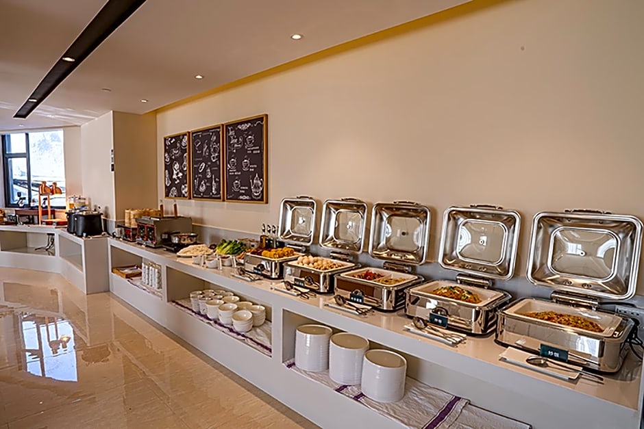 City Comfort Inn Wuzhou Cangwu County Bus Station