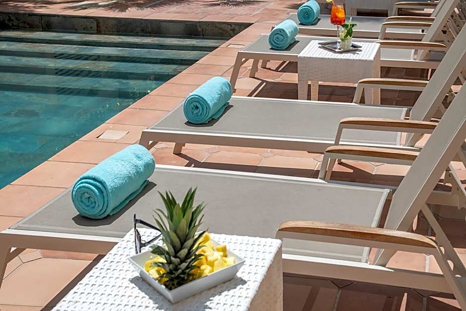 Le Cetai Cannes Beach Hotel