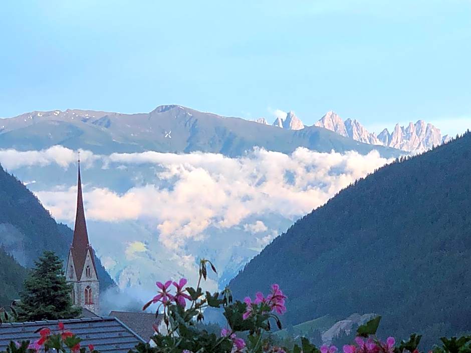 B&B Hotel Alpenrose Rooms & Apartments
