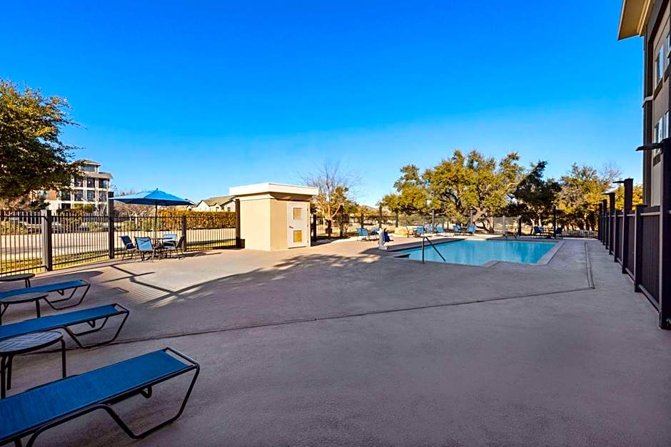 La Quinta Inn & Suites by Wyndham Austin NW/Lakeline Mall