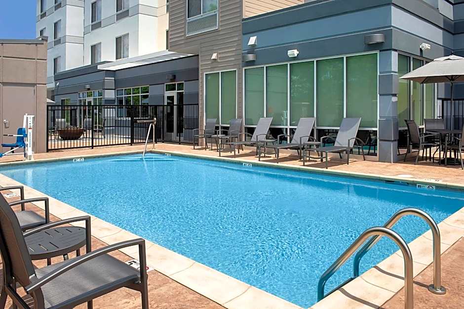 Fairfield Inn & Suites by Marriott Knoxville Lenoir City/I-75
