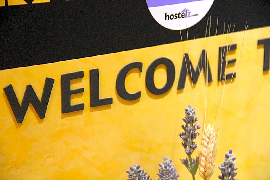 Alternative Creative Youth Hostel Barcelona