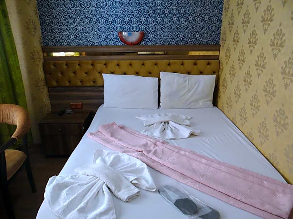 Meta Hotel