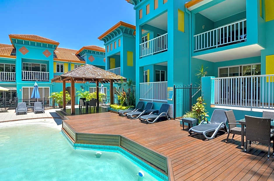 Le Cher Du Monde Adults Only