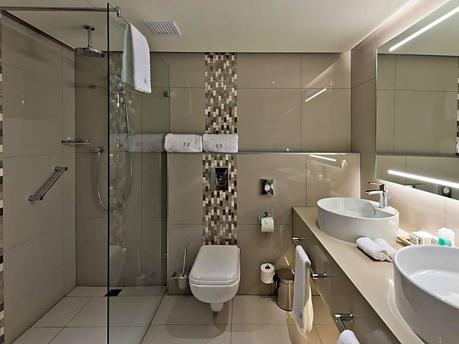 Krystal Beach Hotel Pty Ltd