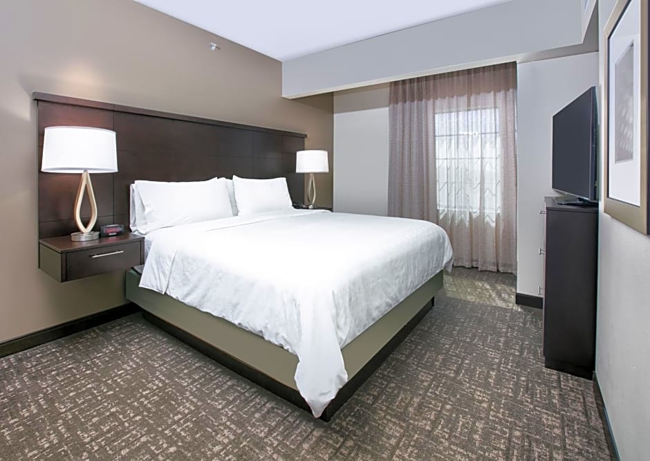 Staybridge Suites Plano