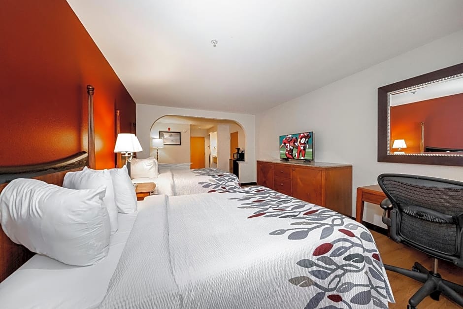 Red Roof Inn & Suites Biloxi-Ocean Springs