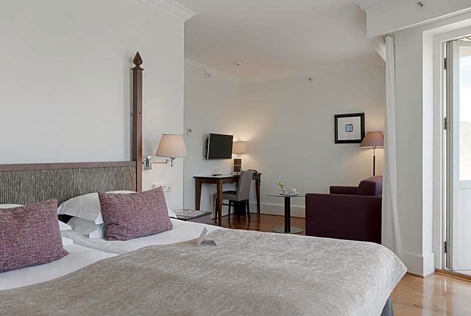 Elite Park Avenue Hotel