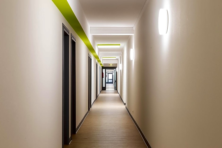 Das Ebertor - Hotel & Hostel