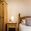 Roydon Marina Village Hotel