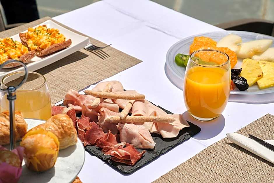 Hotel Spa Villa Nazules