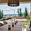 W Costa Navarino