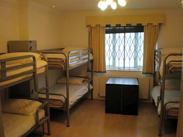 365 London Hostel