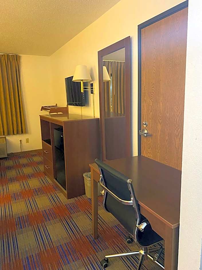 Americas Best Value Inn Champaign