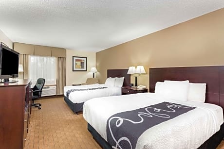 2 Queen Beds Non-Smoking