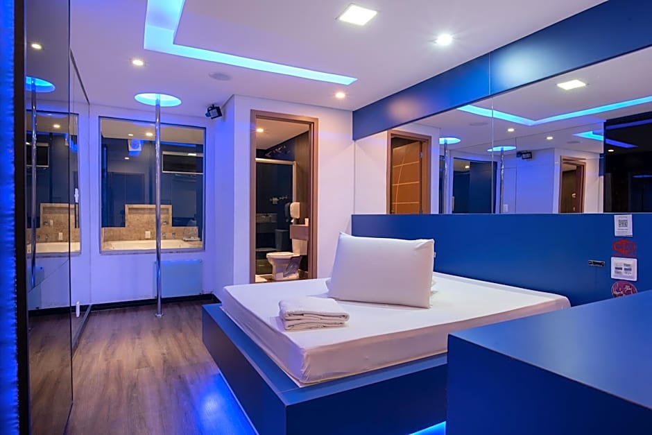 Motel fantasy 4 (adult Only)