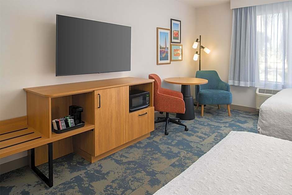 Hampton Inn By Hilton & Suites Redding