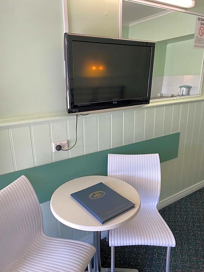 Paddle Steamer Motel