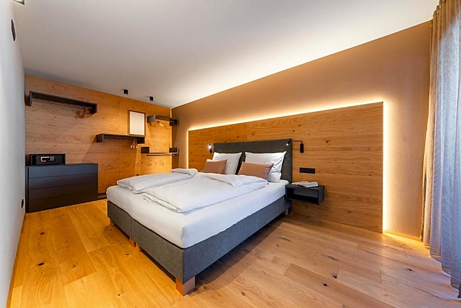 Rienz Alpine City Suites