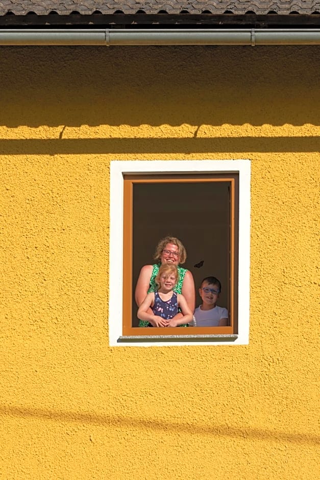 Brunner - Ferienwohnung im Hühnerhotel