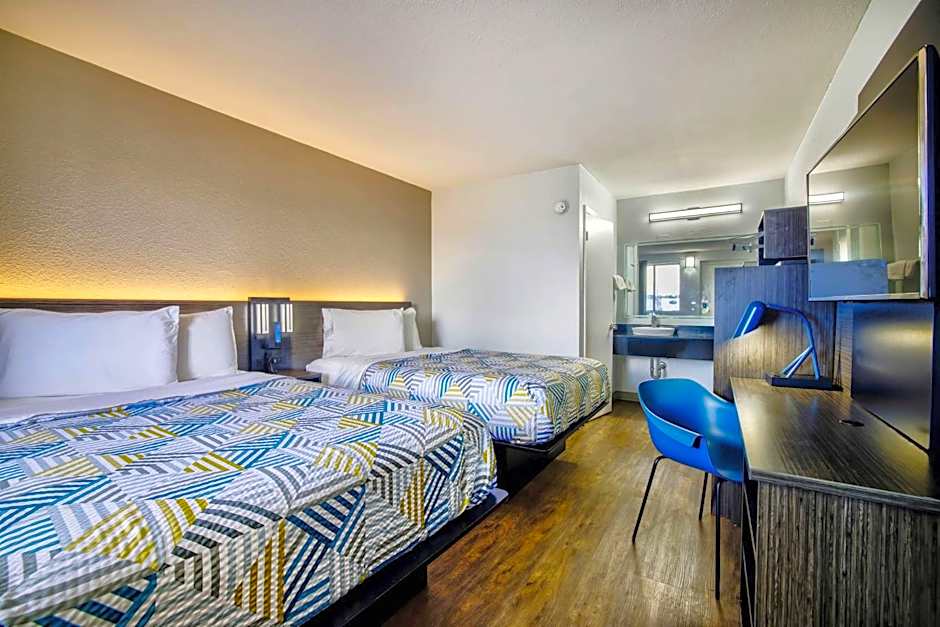 Motel 6-Jackson, MS