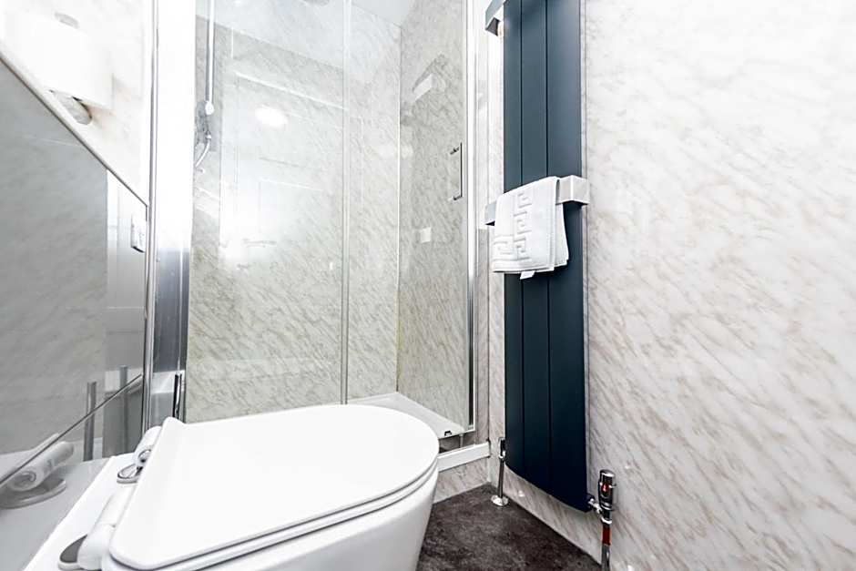 The Halfway House Inn