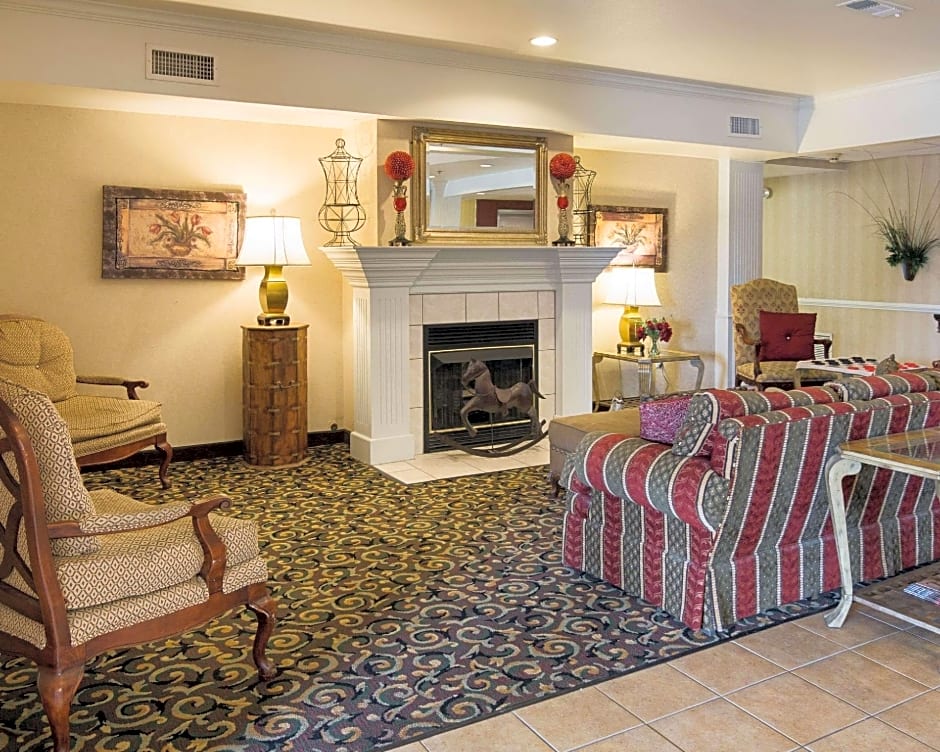 Comfort Suites Texarkana