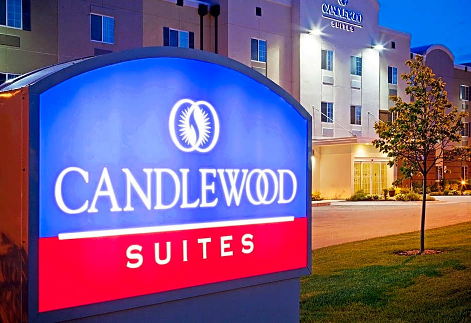 Candlewood Suites Lenexa - Overland Park Area By IHG