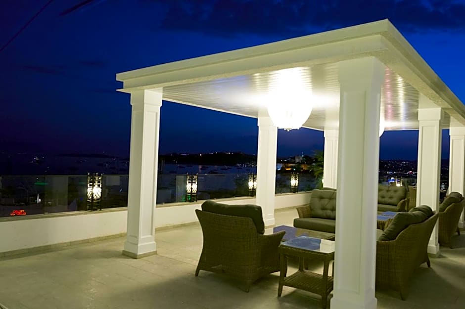 Ena Boutique Hotel & Residences