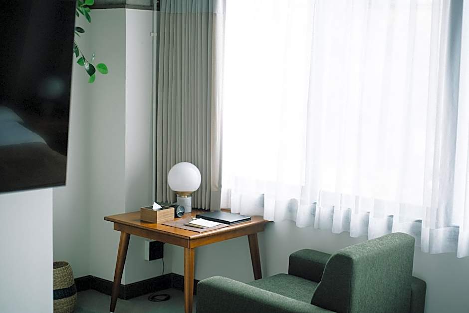 HOTEL Inc.